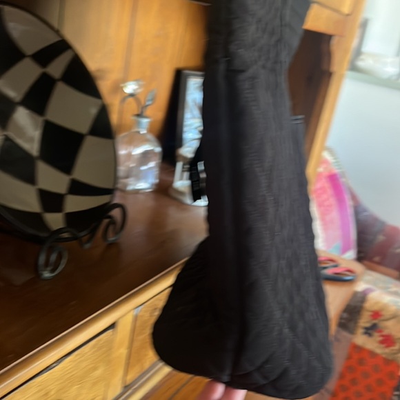 Black quilted Vera Bradley tote, silver toggle, excellent condition no tags, - Picture 4 of 13